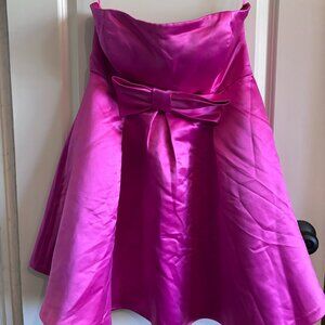 NWOT Betsy Johnson strapless dress